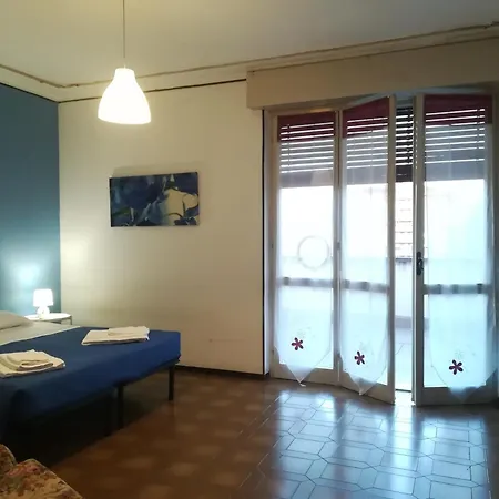Ndapartments Crespi Apartman *